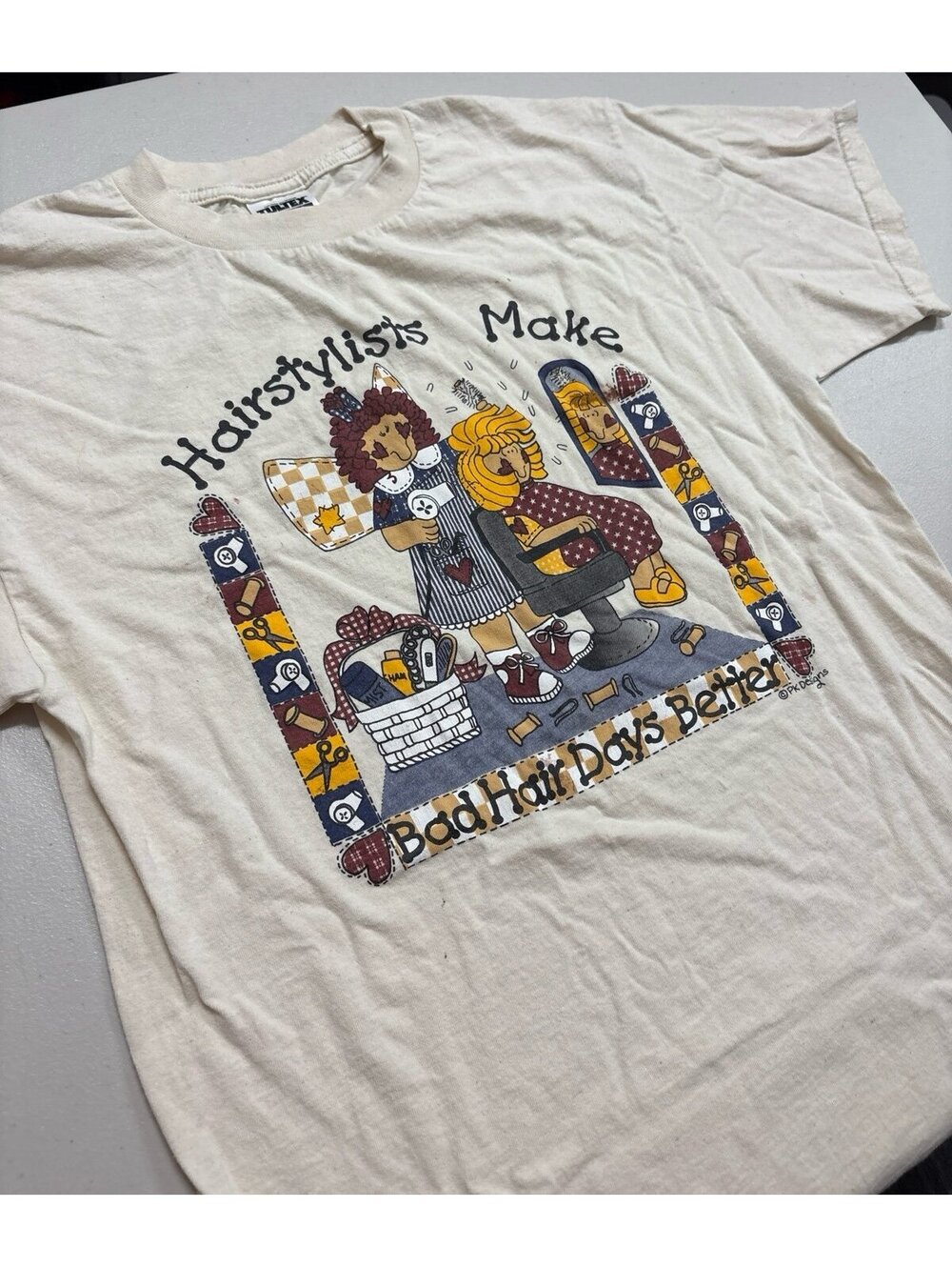 Vintage 90s “Hairstylists Make Bad Hair Days Better” T-Shirt PK Designs L